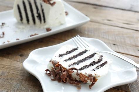 2-ingredient-chocolate-zebra-cake-barefeet-in-the-kitchen image