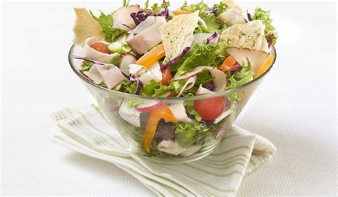 how-to-make-a-delicious-salad-with-coldcuts-olymel image