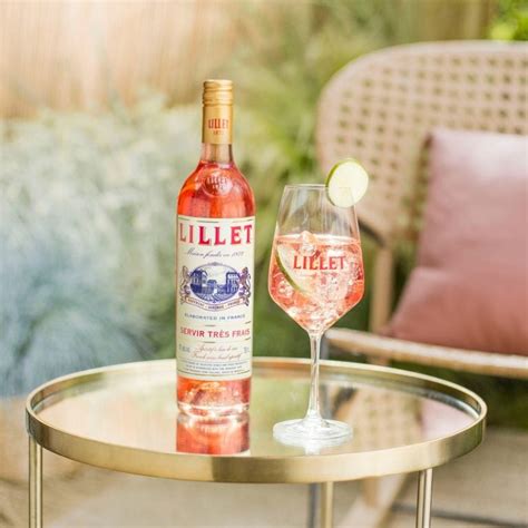 our-drink-recipe-lillet-spritz-with-lillet-blanc-and-club image