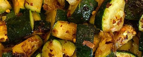 easy-sauteed-zucchini-healthy-pan-fried-zucchini image