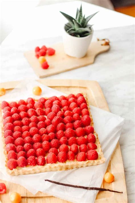 how-to-prepare-an-elegant-raspberry-tart-bon-appteat image