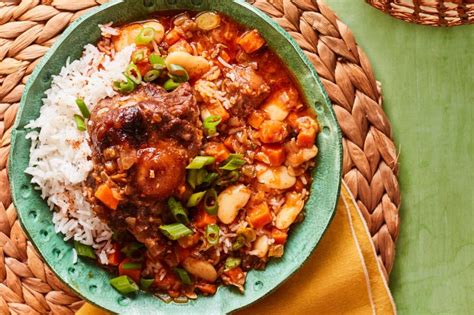 oxtail-stew-foodnetworkca image