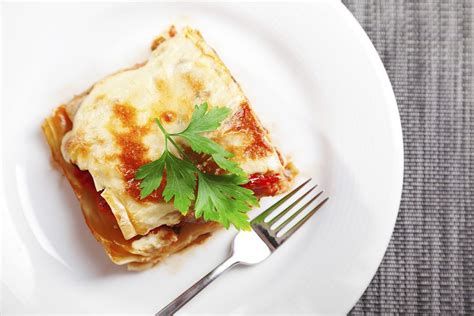 26-lasagna-recipes-your-family-will-love-the-spruce-eats image