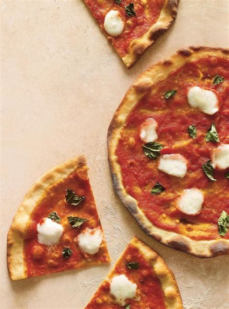 thin-crust-margherita-pizza-ricardo image
