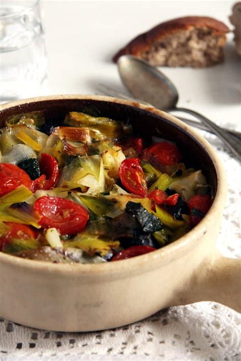 romanian-leek-stew-with-olives-vegan-leek image