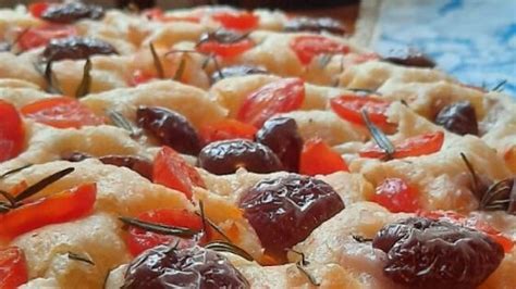 focaccia-recipe-easy-authentic-with-olives-tomatoes image