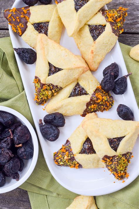 hamantaschen-recipe-for-purim-with-figs-valley-fig image