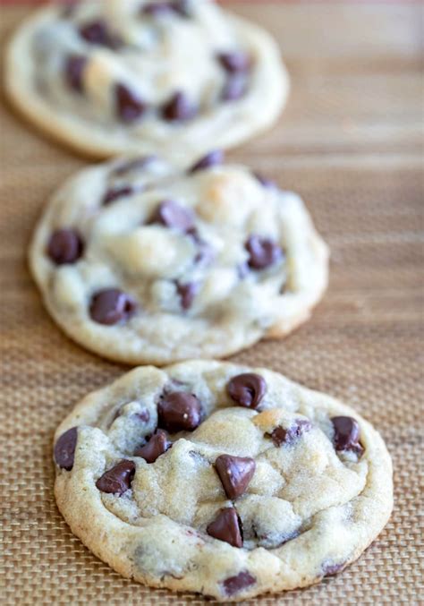 bakery-style-chocolate-chip-cookie-recipe-i-heart image
