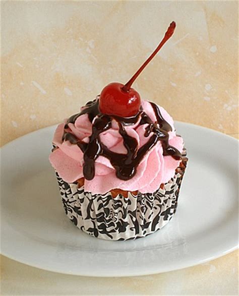 cherry-pink-chiffon-cupcake-decorating-tutorial image