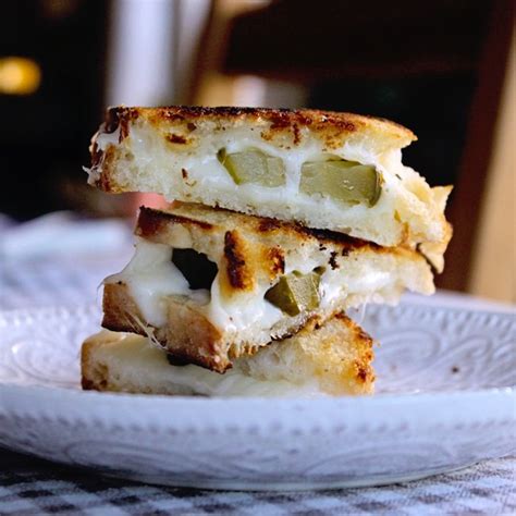 50-gourmet-grilled-cheese-ideas-youve-never-tried image