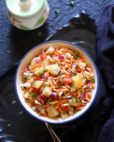puffed-rice-salad-recipe-indian-recipes-blogexplore image