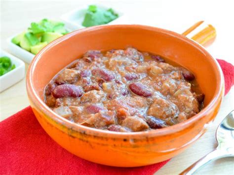 5-ingredient-slow-cooker-chili-with-beef-and-kidney image