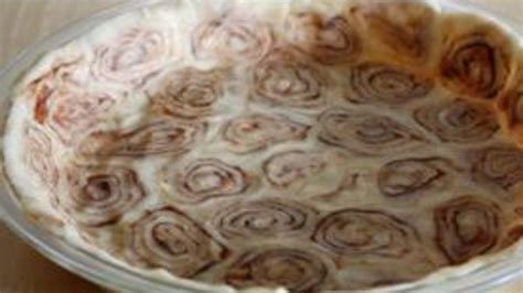 cinnamon-roll-pie-crust-recipe-tablespooncom image