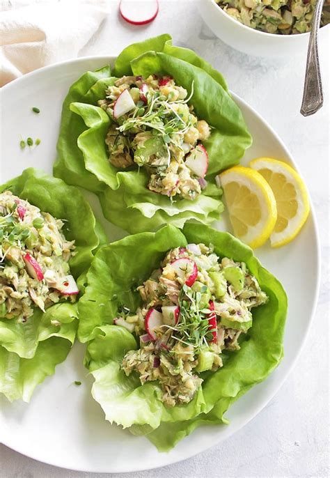 avocado-tuna-salad-lettuce-wraps-robust image