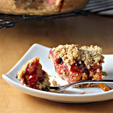 deep-dish-strawberry-rhubarb-pie-with-crumb-topping image