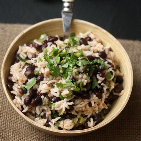 black-bean-and-rice-salad-with-spicy-lime-dressing image