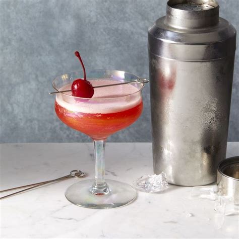 24-valentines-day-cocktails-2023-good-housekeeping image