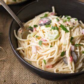 vermicelli-pasta-salad-feast-and-farm image