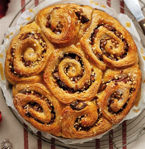 cinnamon-swirls-recipe-baking-mad image