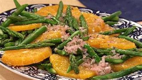 orange-and-asparagus-salad-recipe-rachael-ray-show image