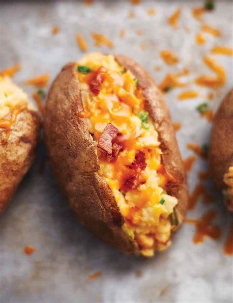 twice-baked-potatoes-with-bacon-and-cheddar-leites image