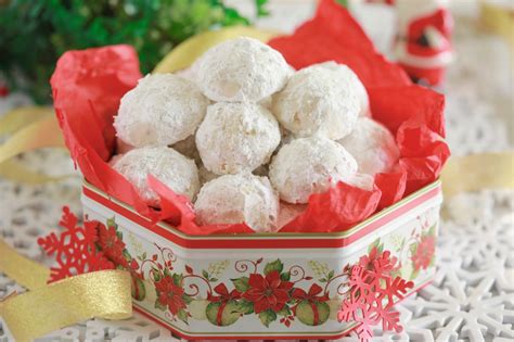 classic-snowball-cookies-recipe-gemmas-bigger image