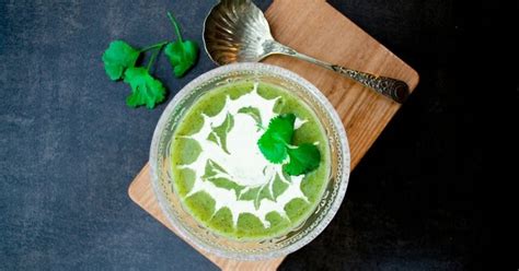 easy-broccoli-and-spinach-soup-52-diet-tinned image