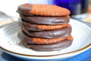 chewy-chocolate-cookies-paleo-low-carb-further image
