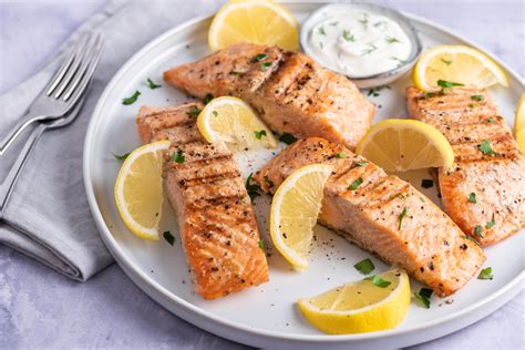 grill-salmon-perfectly-in-7-easy-steps image