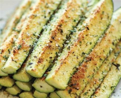 baked-parmesan-zucchini-by-the image