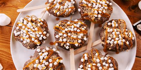 how-to-make-smores-apples-pops-delish image