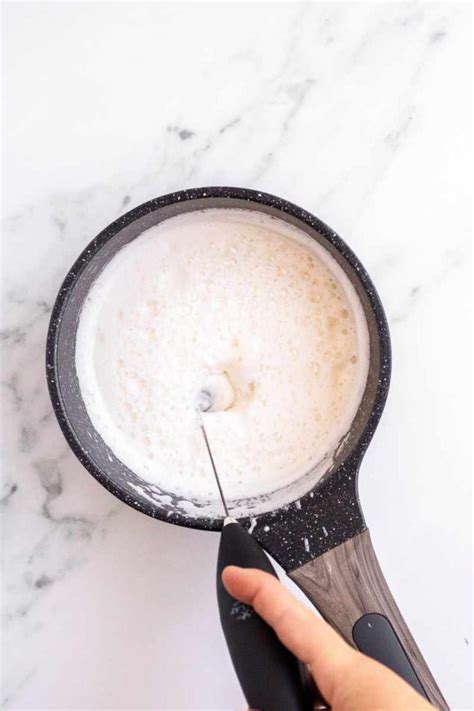 how-to-make-a-vanilla-latte-at-home-wholefully image