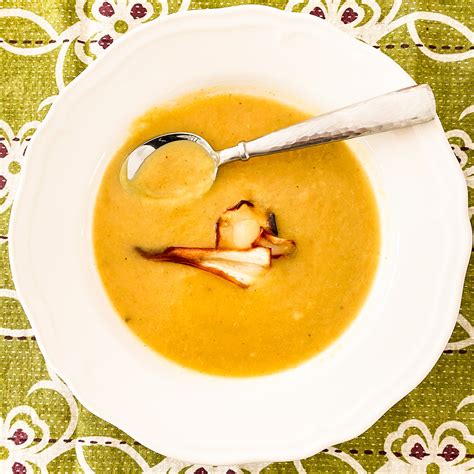 curried-parsnip-pear-soup-the-gorgeous-spice-co image