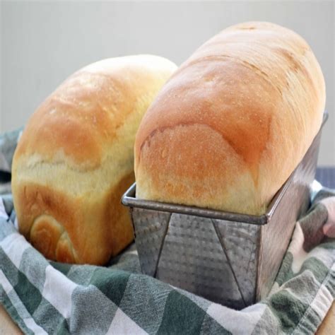 julia-childs-white-sandwich-bread image