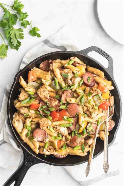 one-pot-cajun-pasta-with-chicken-sausage-food image