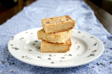 honey-lavender-shortbread-sel-et-sucre image