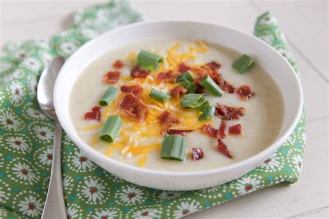 slow-cooker-cauliflower-potato-soup-aggies-kitchen image