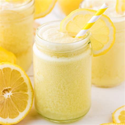 easy-frozen-lemonade-with-fresh-lemons-princess image