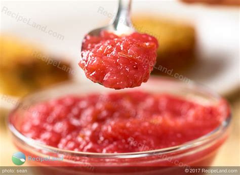 cranberry-apple-and-pear-sauce-recipeland image
