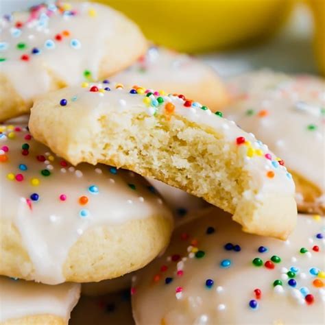 sour-cream-cookies-a-cake-like-cookie-thats-easy-to-make image