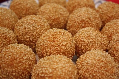 how-to-cook-the-best-buchi-recipes-sesame-ball image