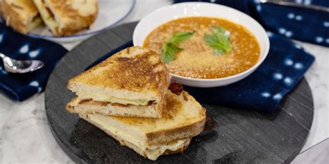 bacon-and-apple-grilled-cheese-recipe-today image
