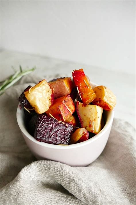 savory-roasted-root-vegetables-its-a-veg-world-after image