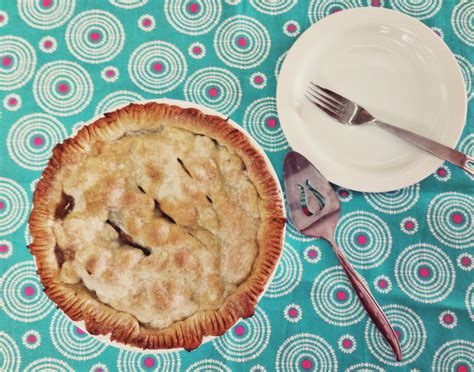 a-brief-history-of-apple-pie-in-america image
