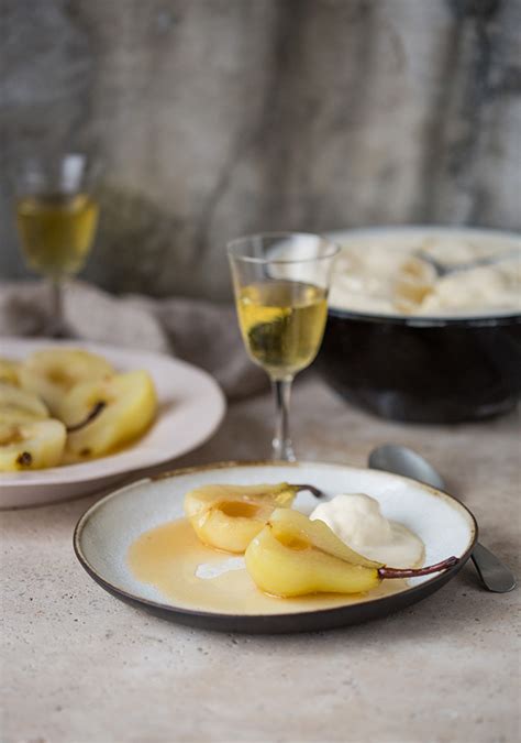 pears-poached-in-dessert-wine-with-with-a-vanilla image