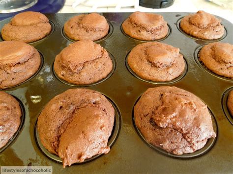 triple-chocolate-cupcakes-confessions-of-a-baking-queen image