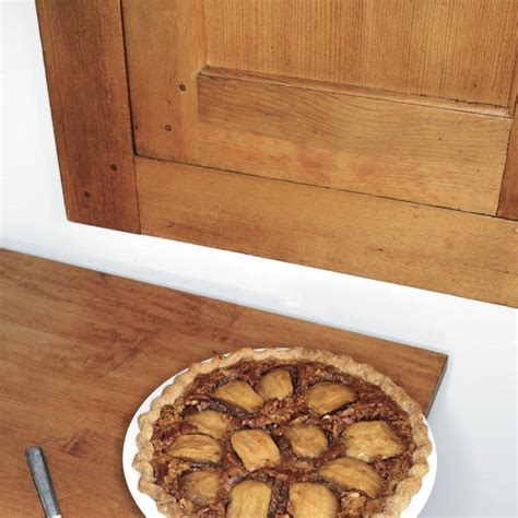 caramelized-apple-and-pecan-pie-recipe-epicurious image