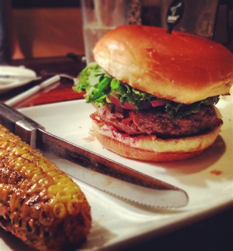 longhorn-steakhouse-primetime-burger-recipe-secret image