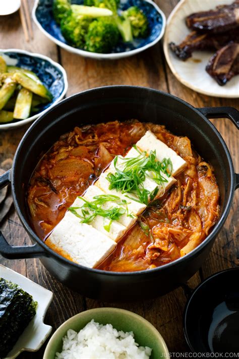 kimchi-jjigae-kimchi-stew-just-one-cookbook image
