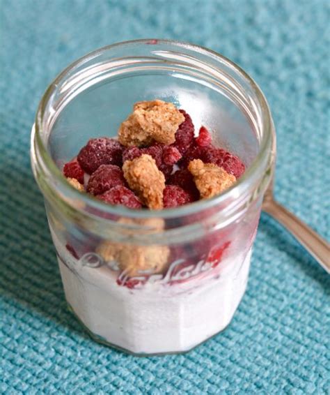 yogurt-fruit-sundaes-for-the-lunchbox-the-naptime-chef image